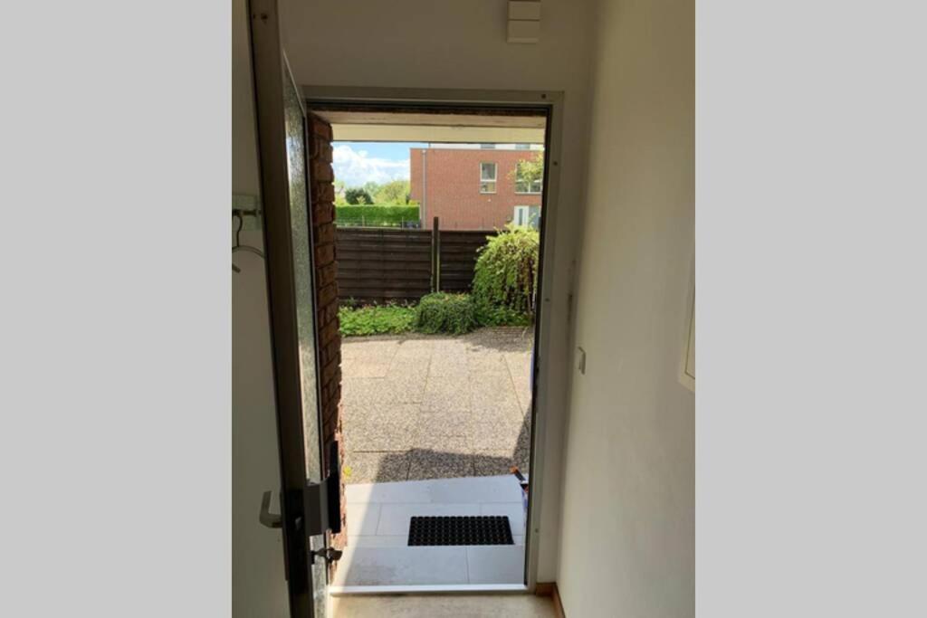 Ruhiges Zentral Gelegenes Apartment In Guetersloh 外观 照片